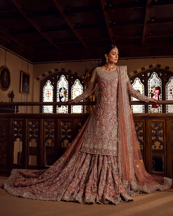 Faiza Saqlain - Amari