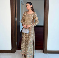 Usama Silk - Aiman Qureshi