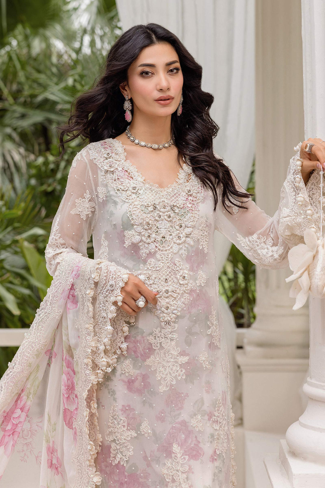 Maria.B Chiffons MPC-25-101
(Off White Rose)