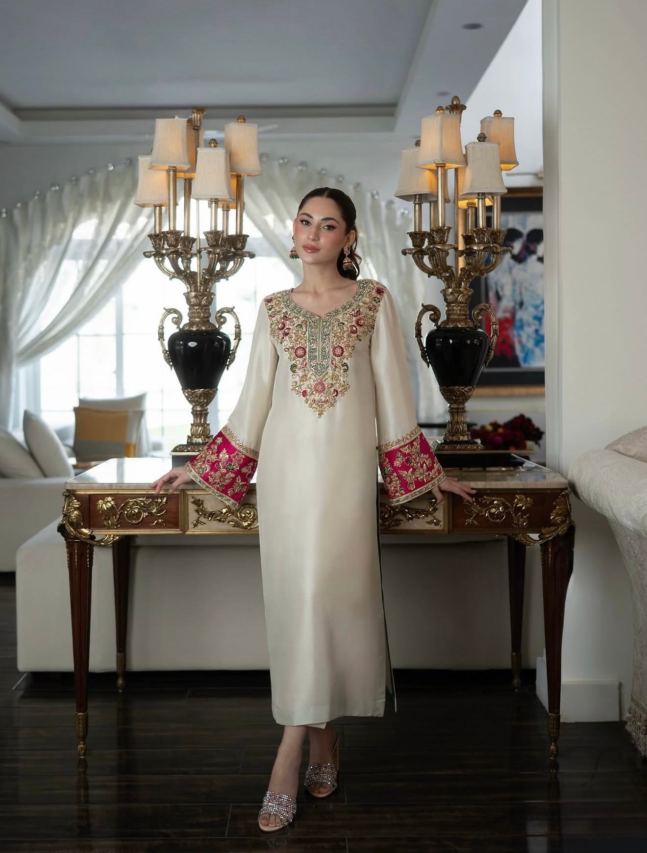Aleena Khan - Kinzza