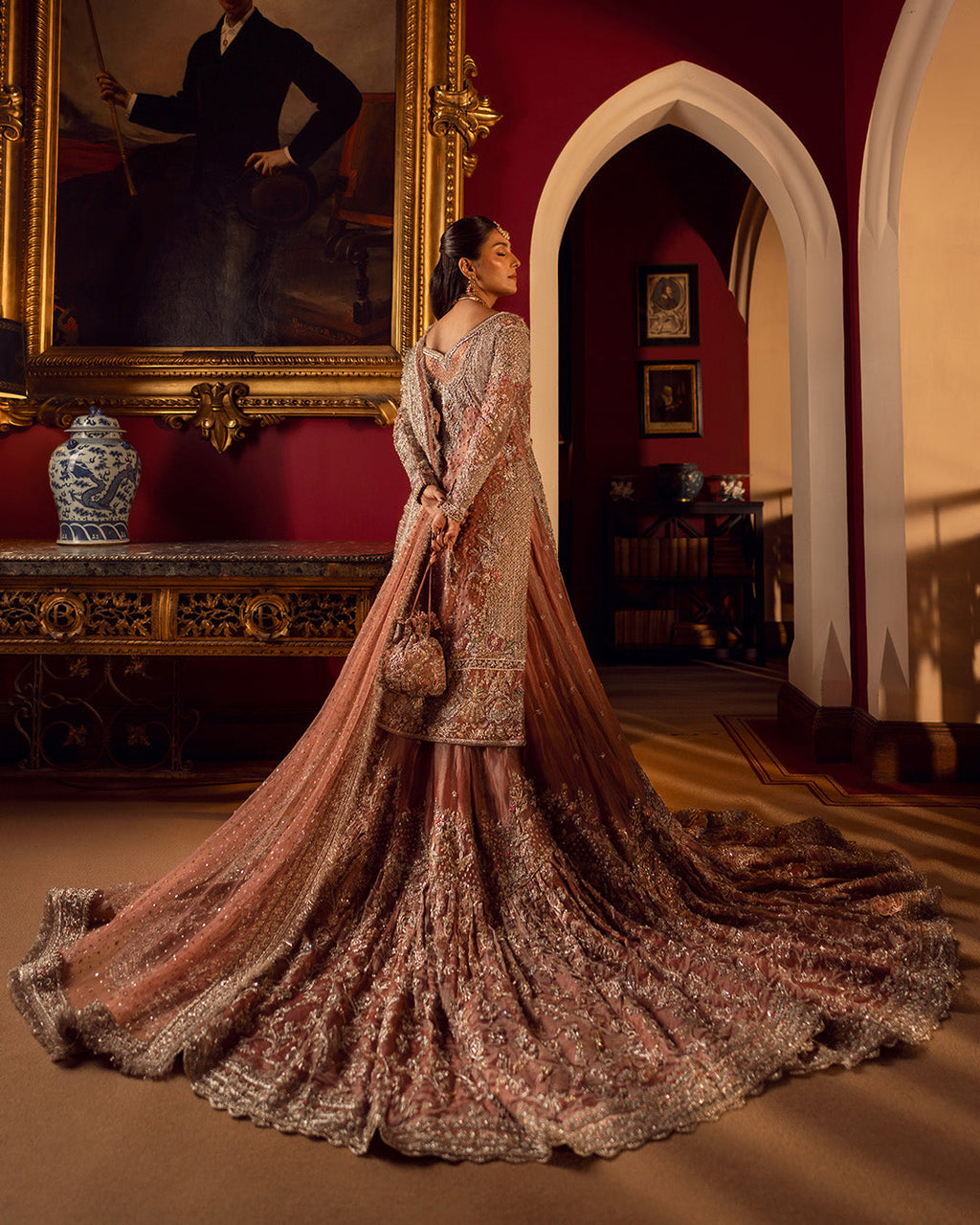 Faiza Saqlain - Amari