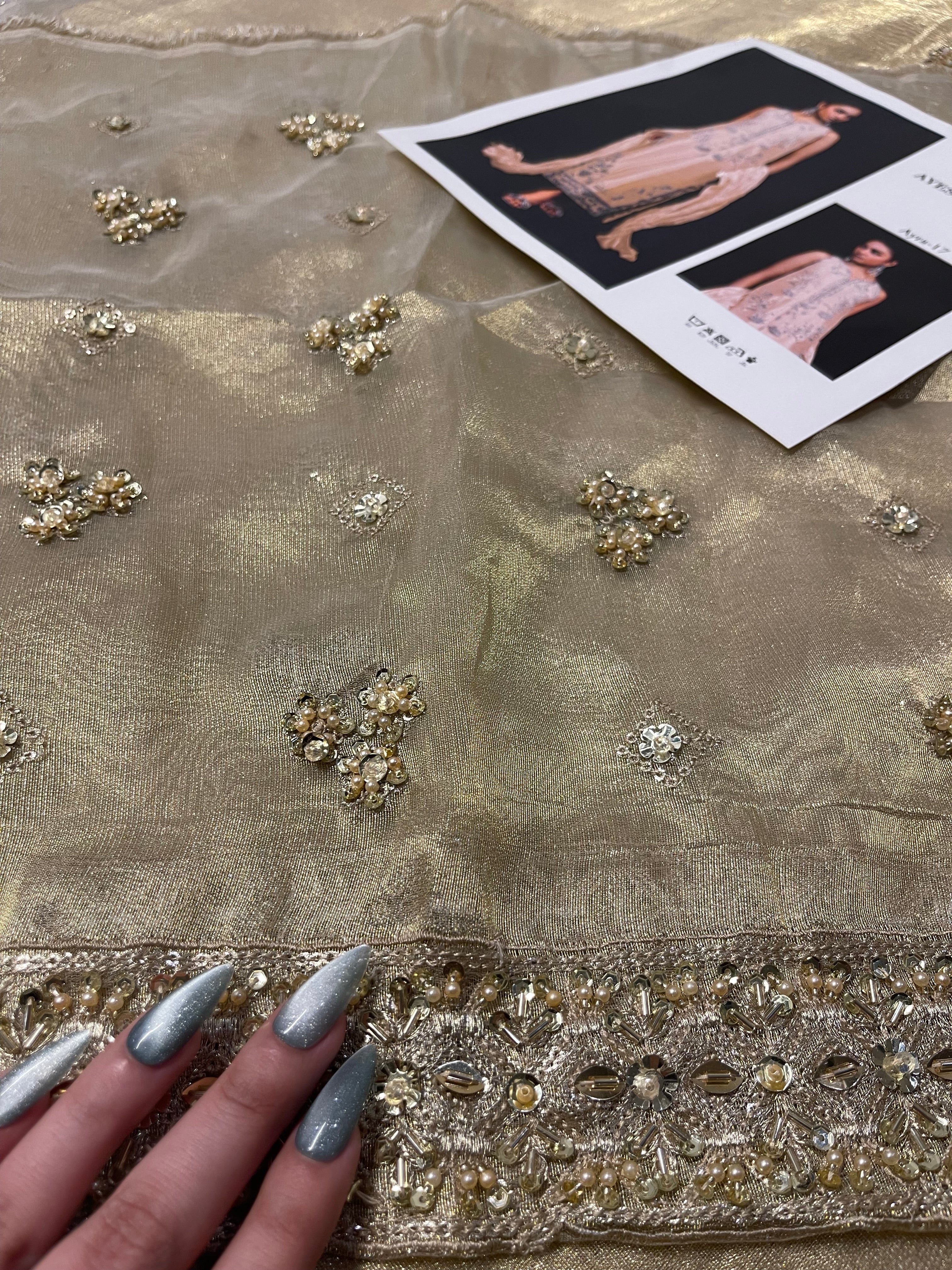 Ayesha Somaya - Ayra