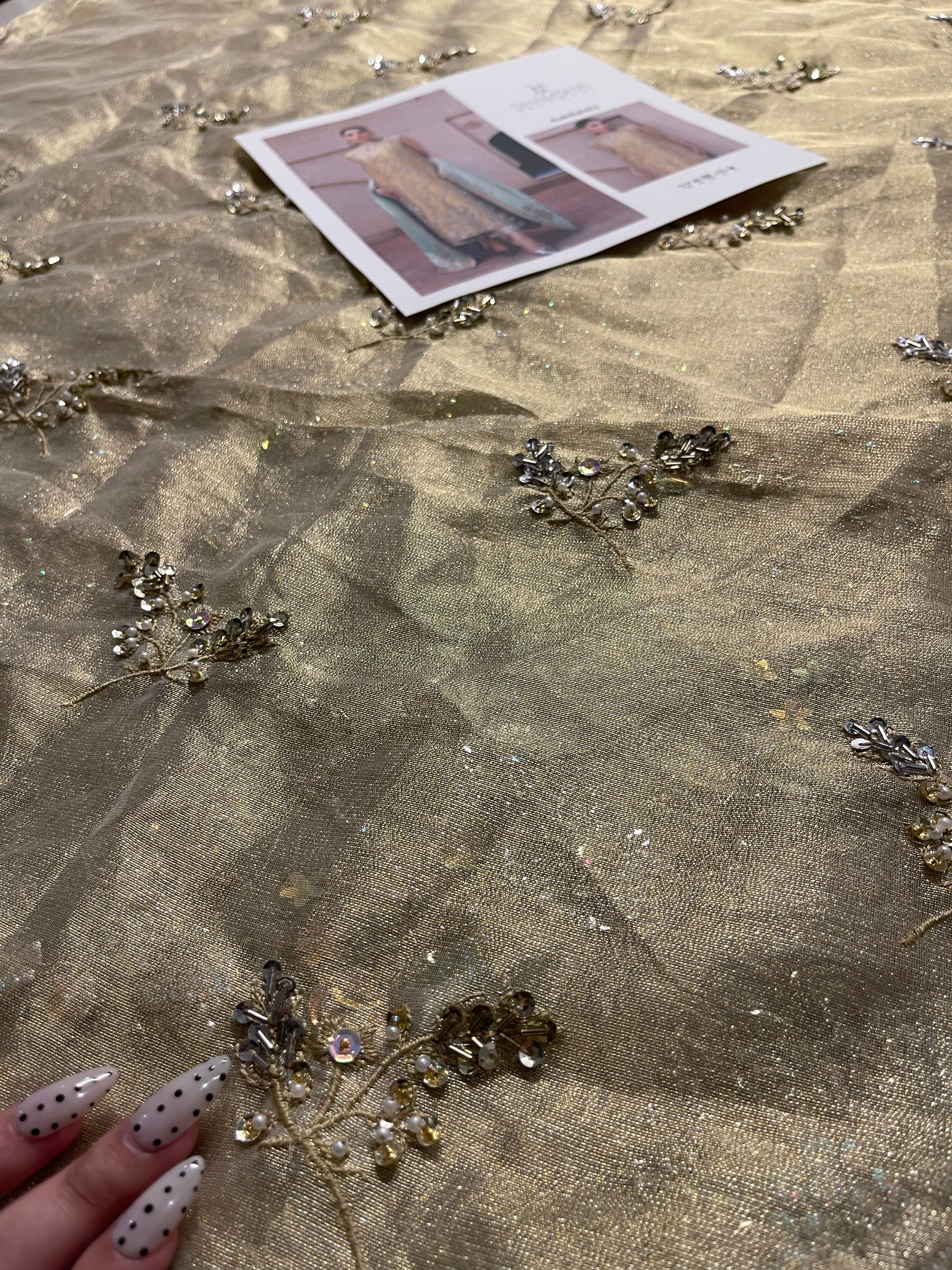 Shamsha Hashwani - Aakifah