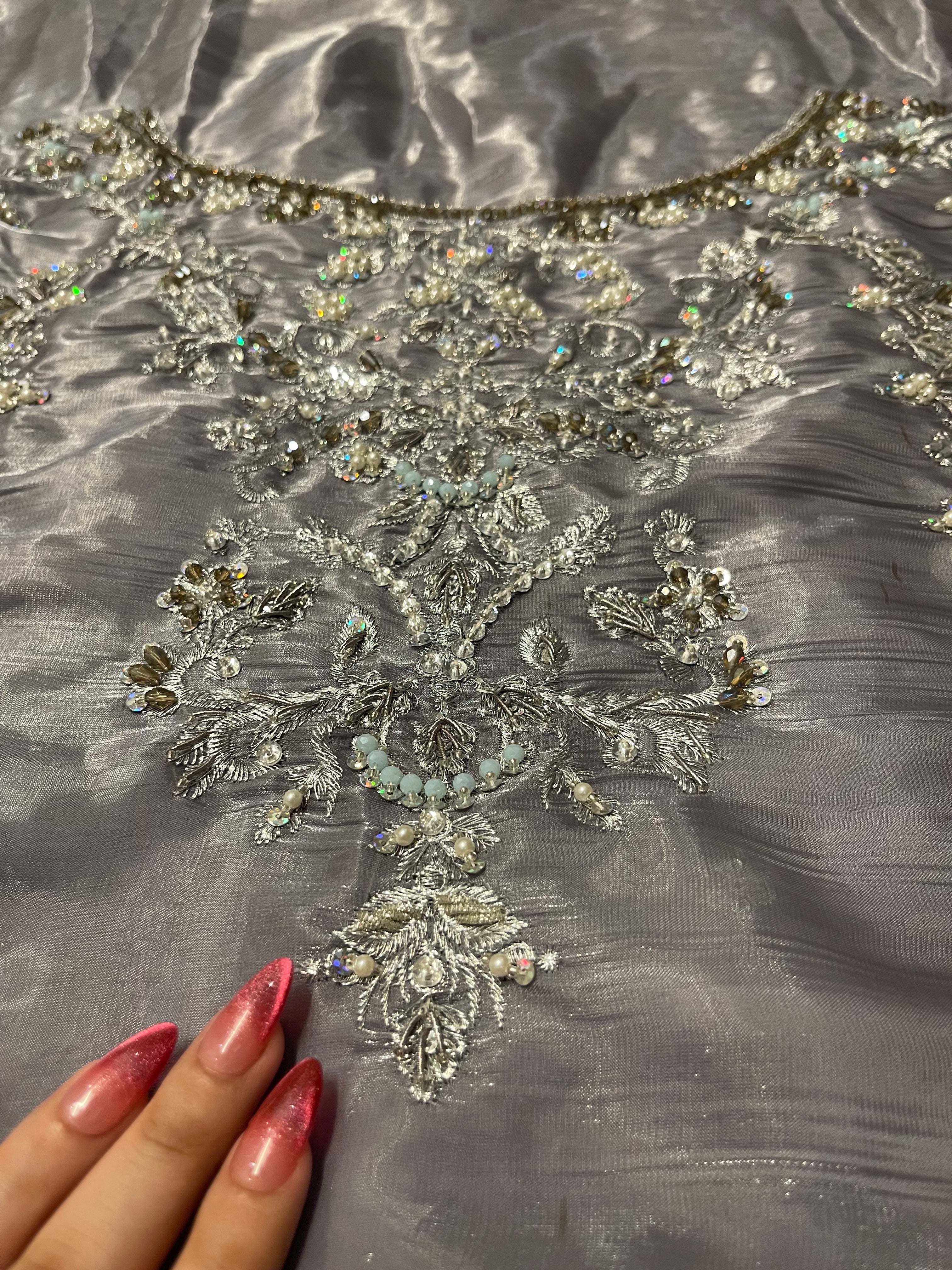 Faiza Saqlain - Dila