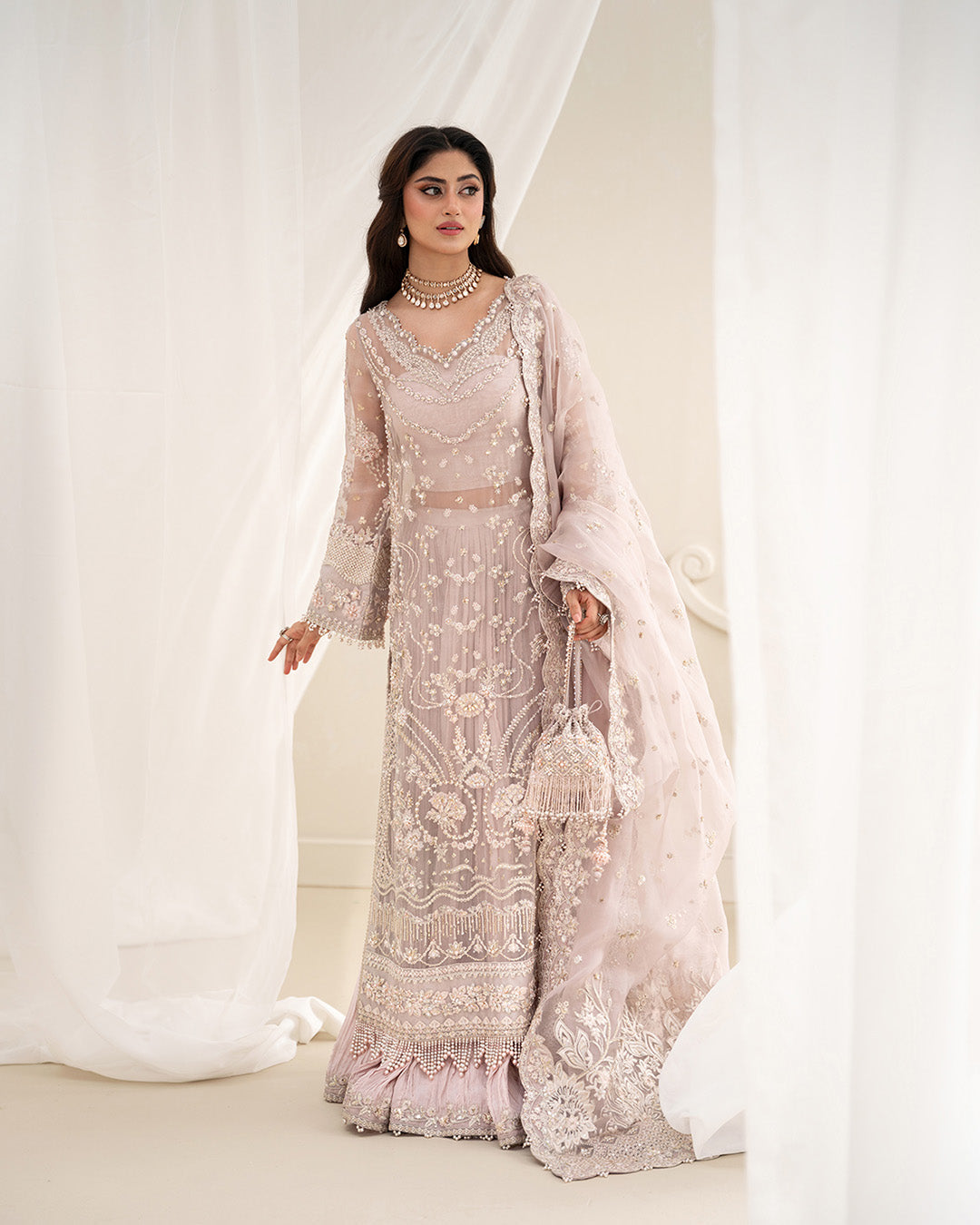Faiza Saqlain - Ela