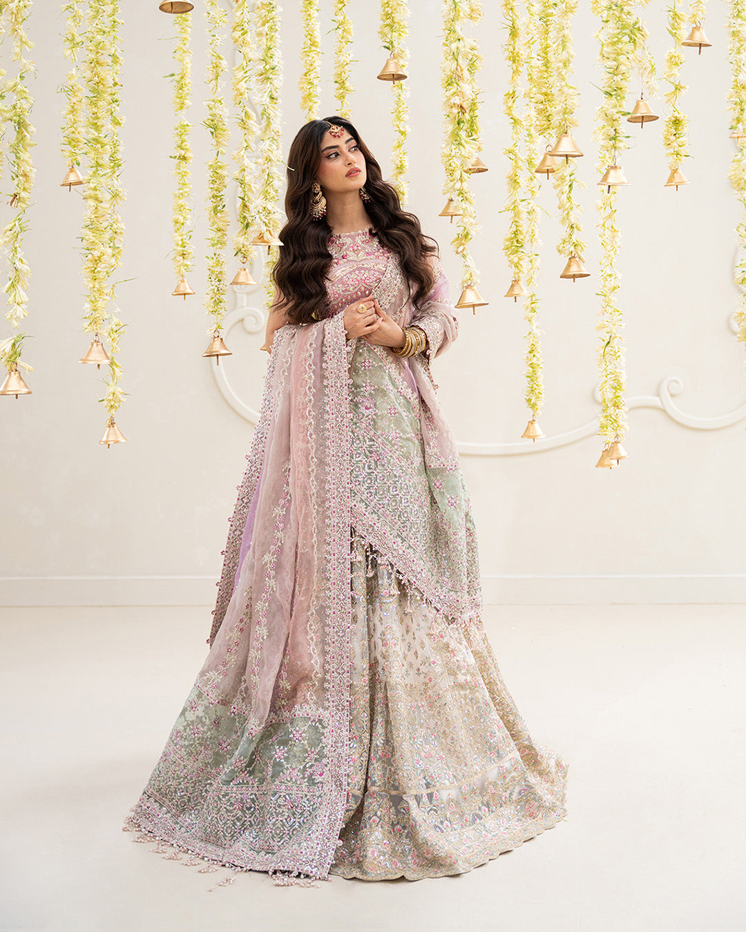 Faiza Saqlain - Suzan