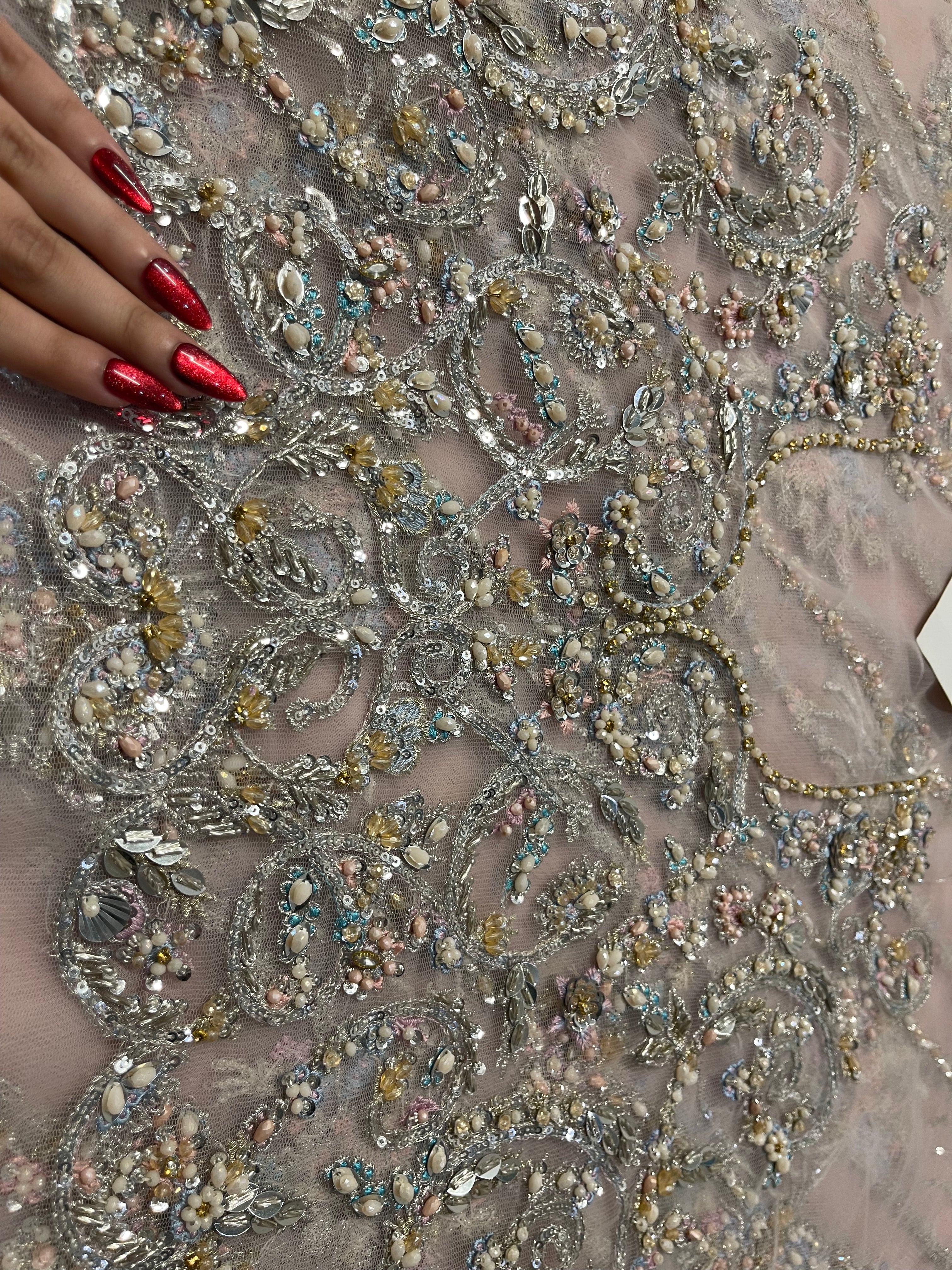 Farah Talib Aziz - Elanur Lilac Bridal