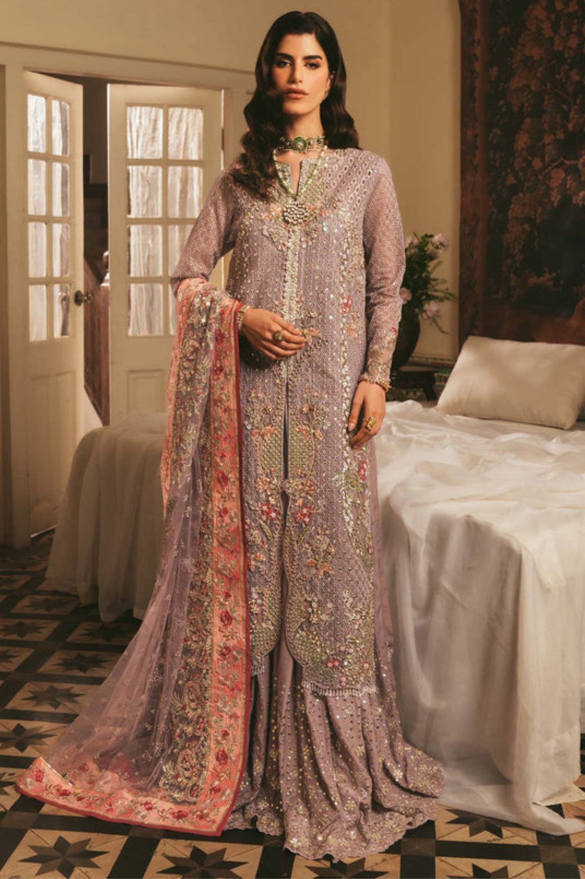 Saira Shakira - Barelle Main image