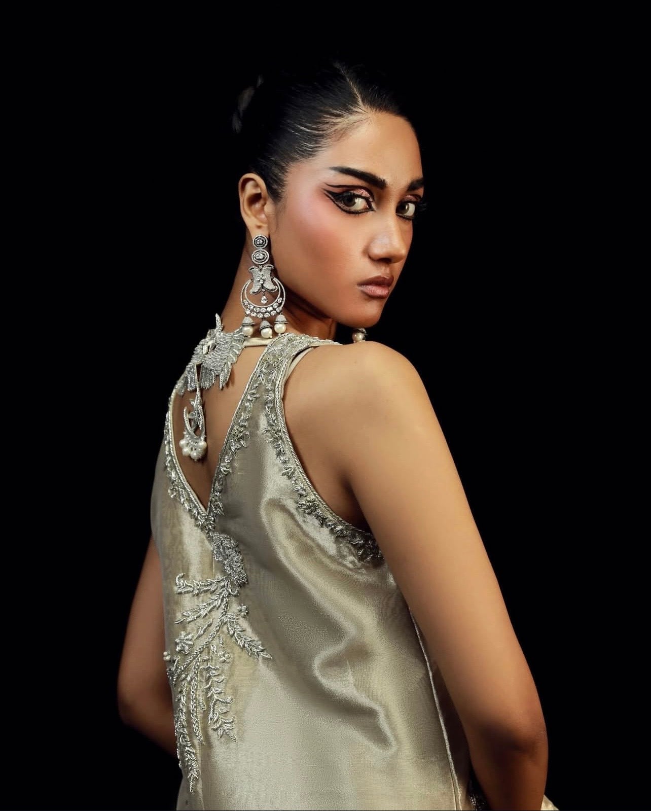 Ayesha Somaya - Ayra