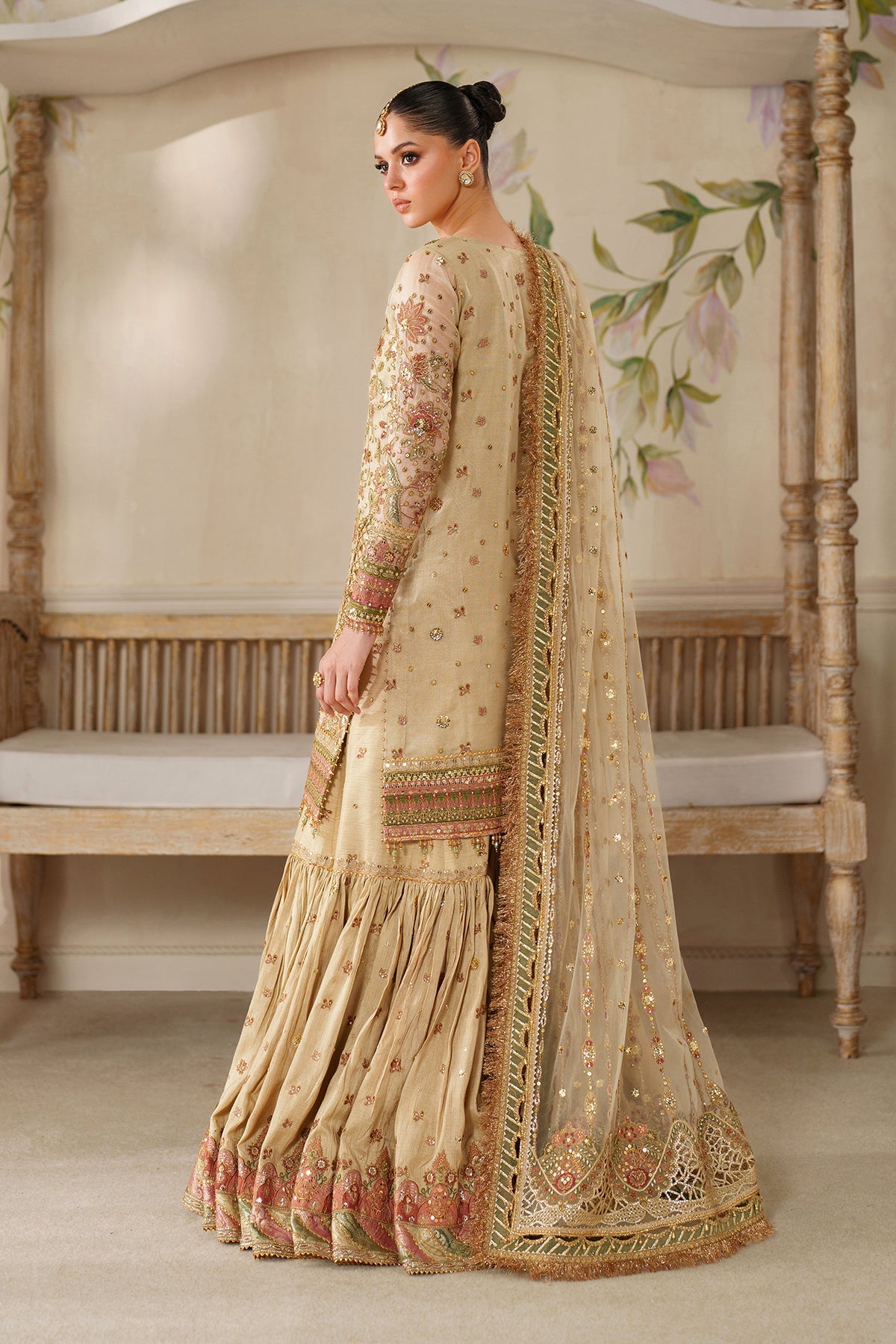 Baroque Chantelle EMBROIDERED CH14-02