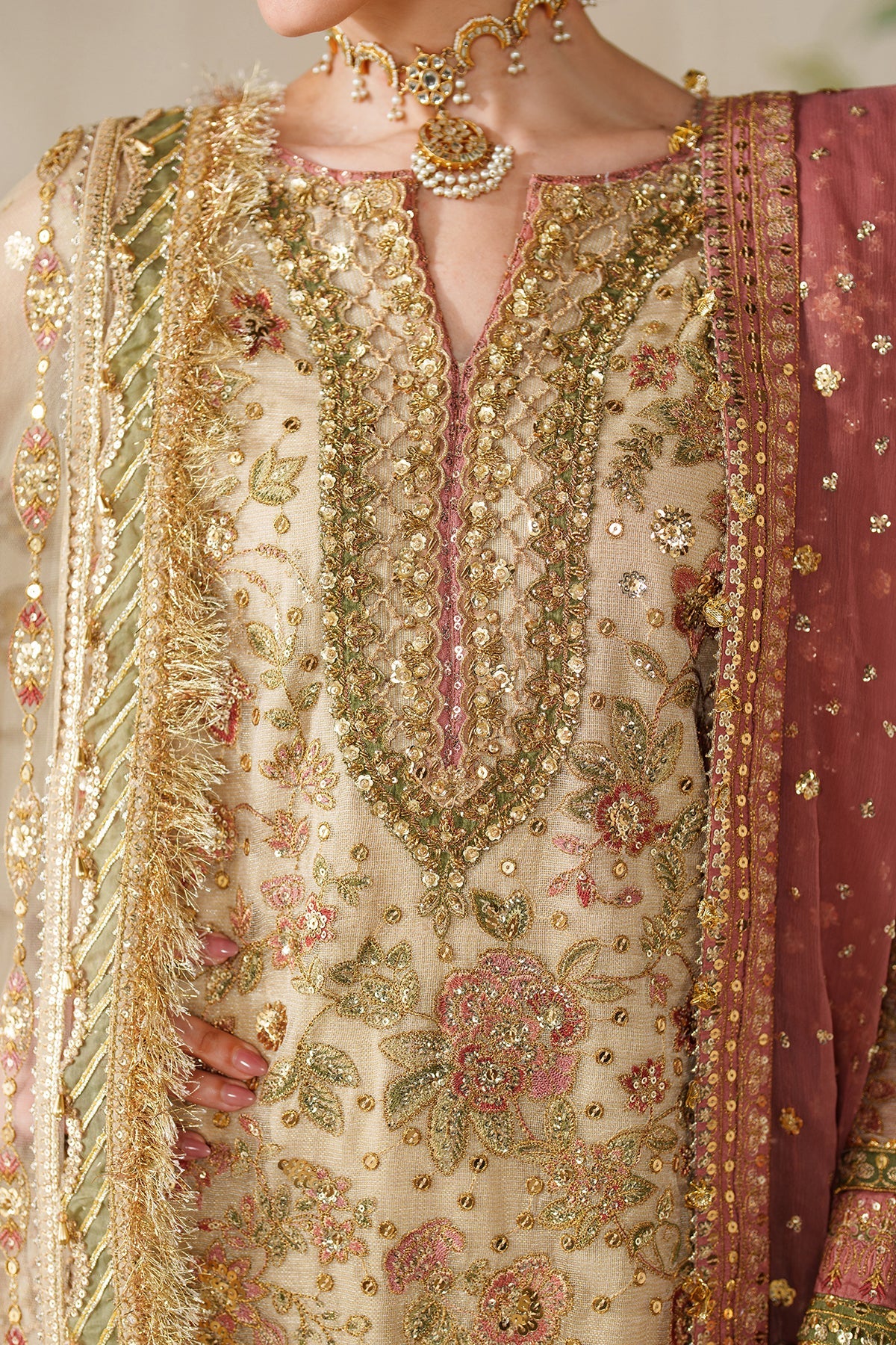 Baroque Chantelle EMBROIDERED CH14-02