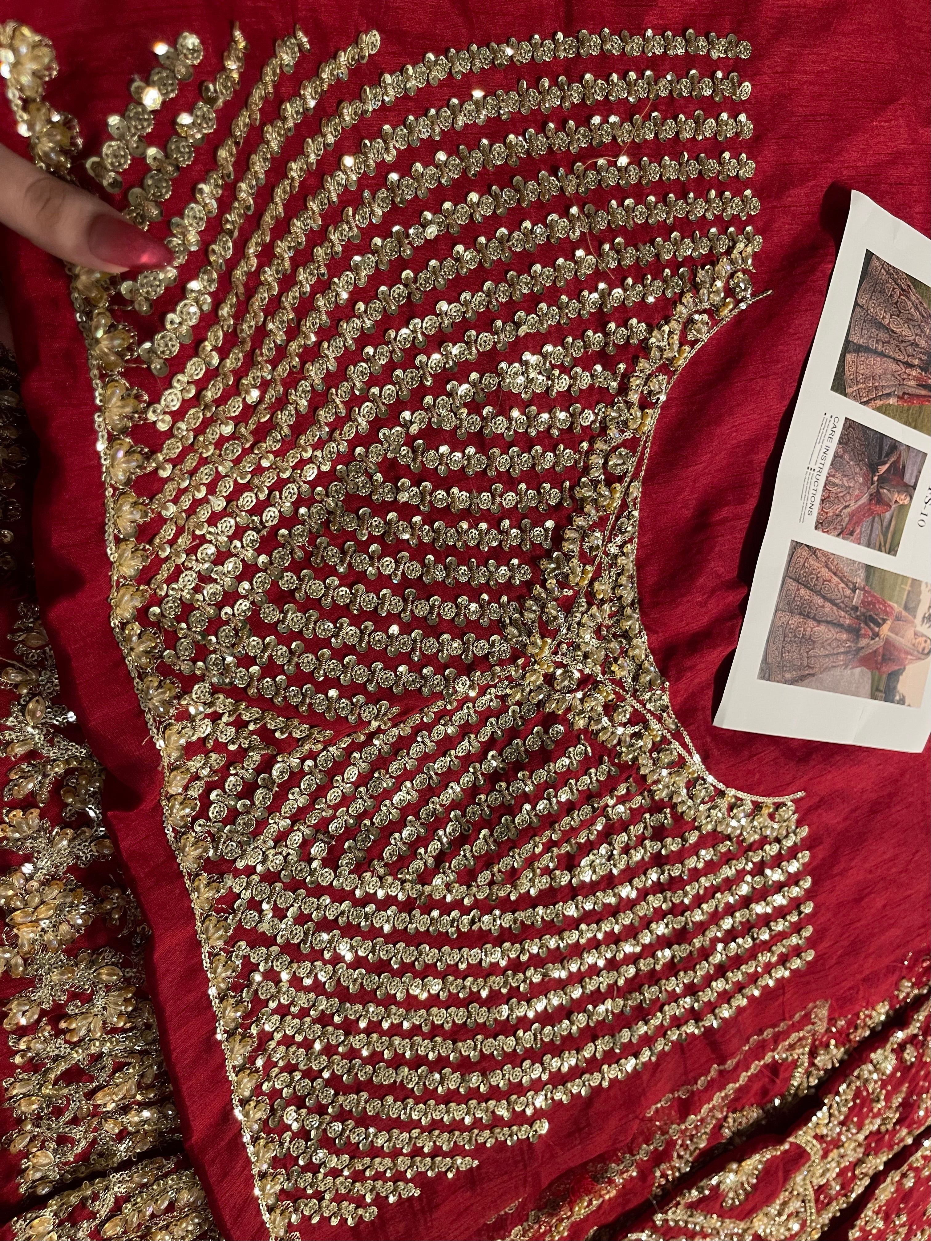 Faiza Saqlain - Raeni