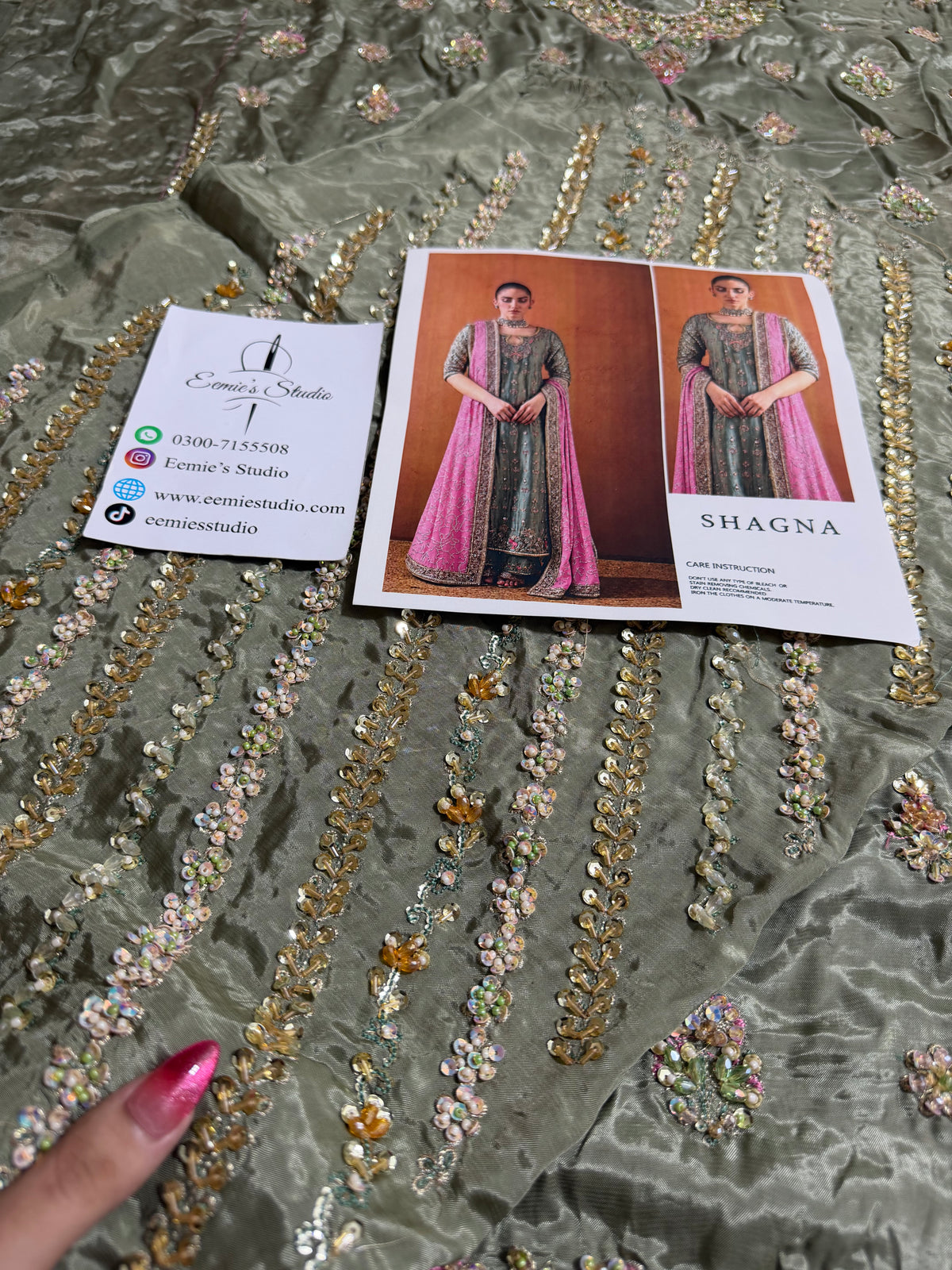 Shagna - Mint Green & Pastel