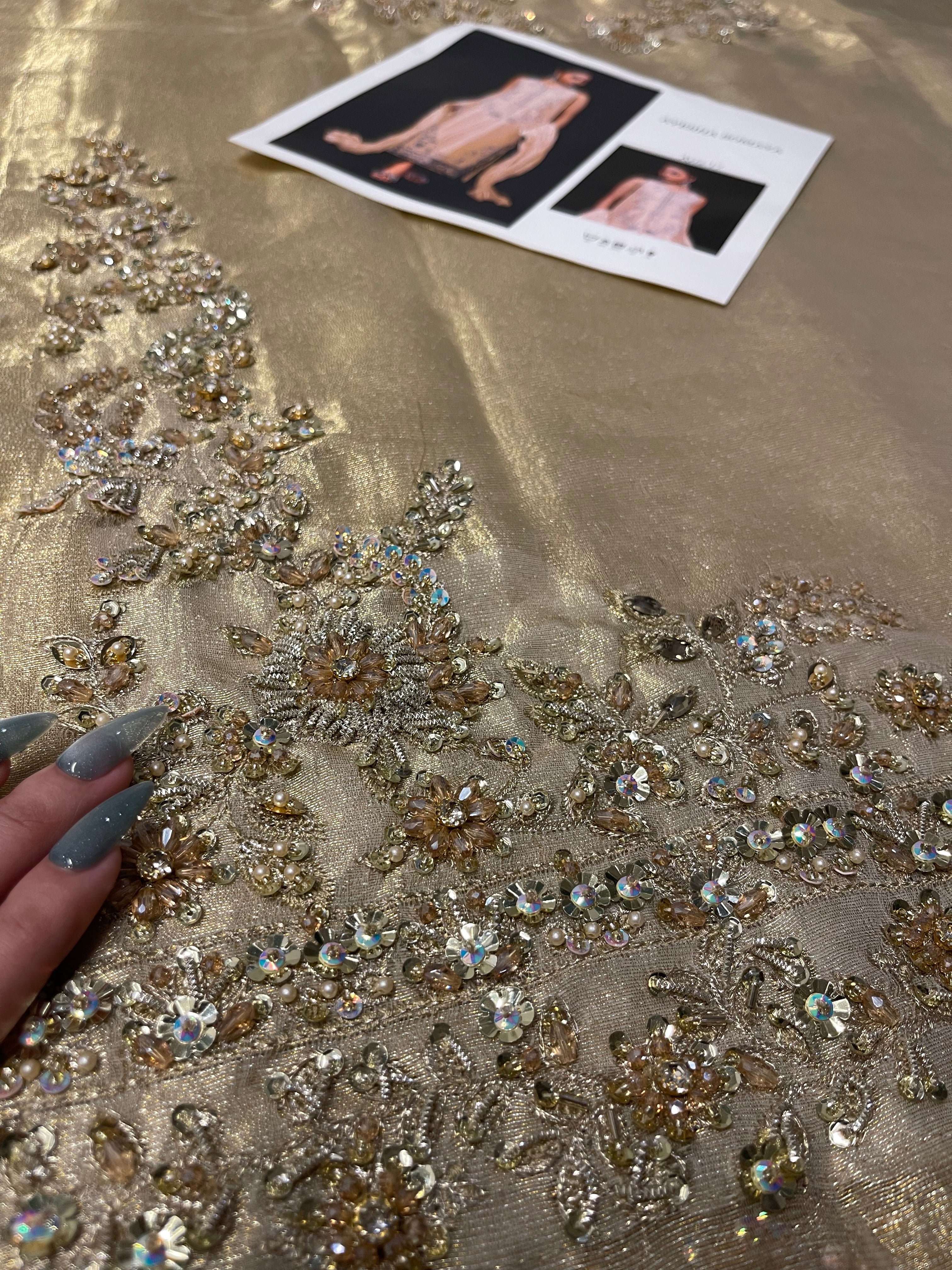 Ayesha Somaya - Ayra