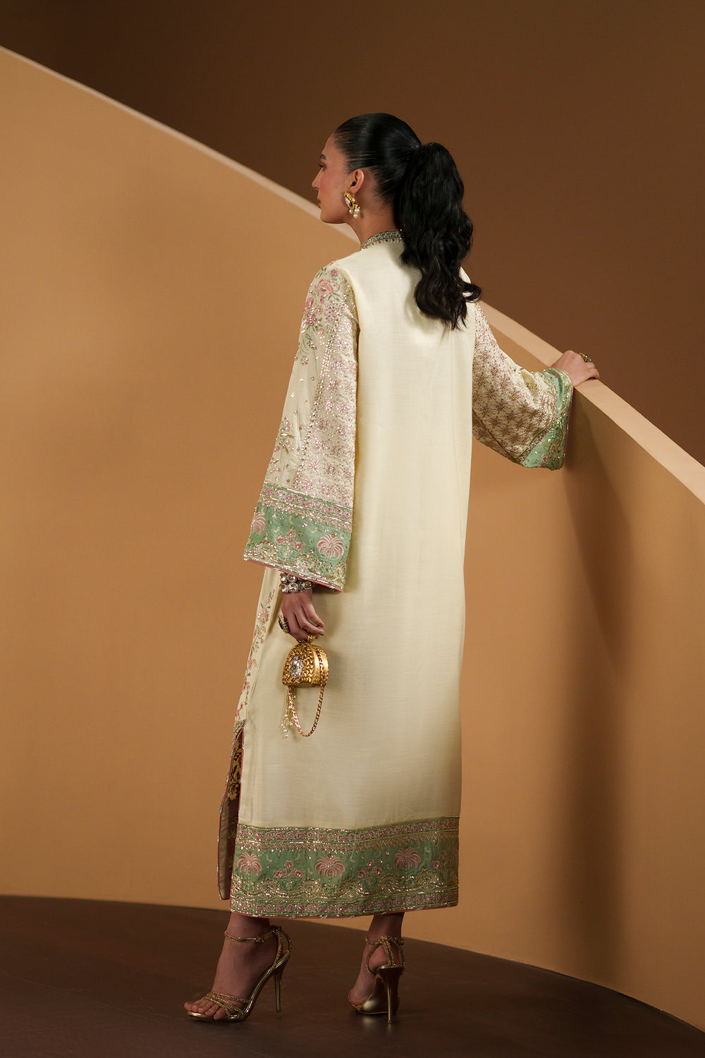Ethnc - Matcha Kaftan Kameez set