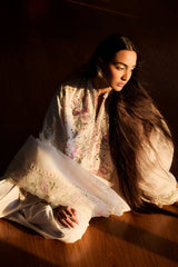 Satori by Zara Shahjahan - Kairo