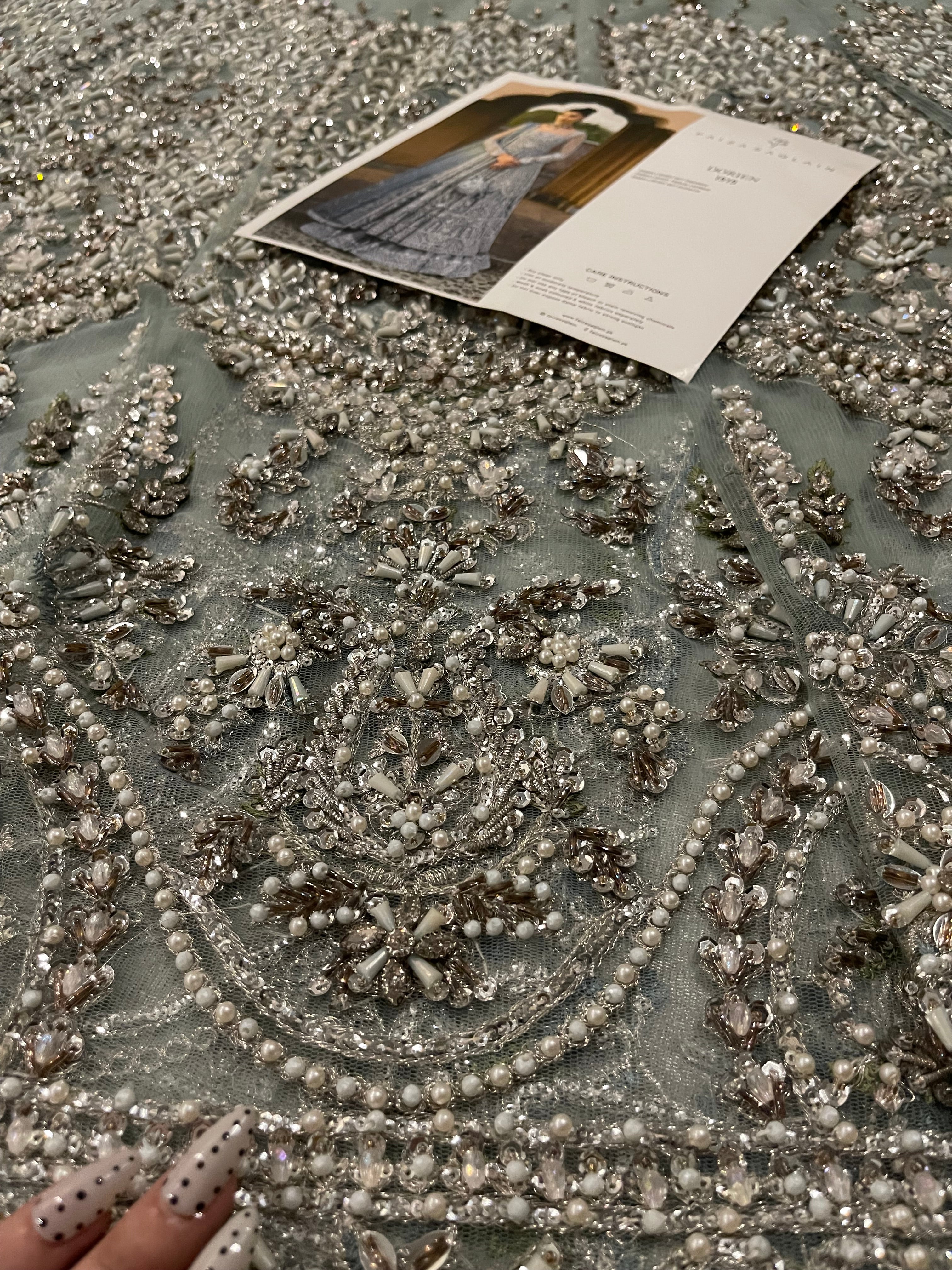 Faiza Saqlain - Dorien