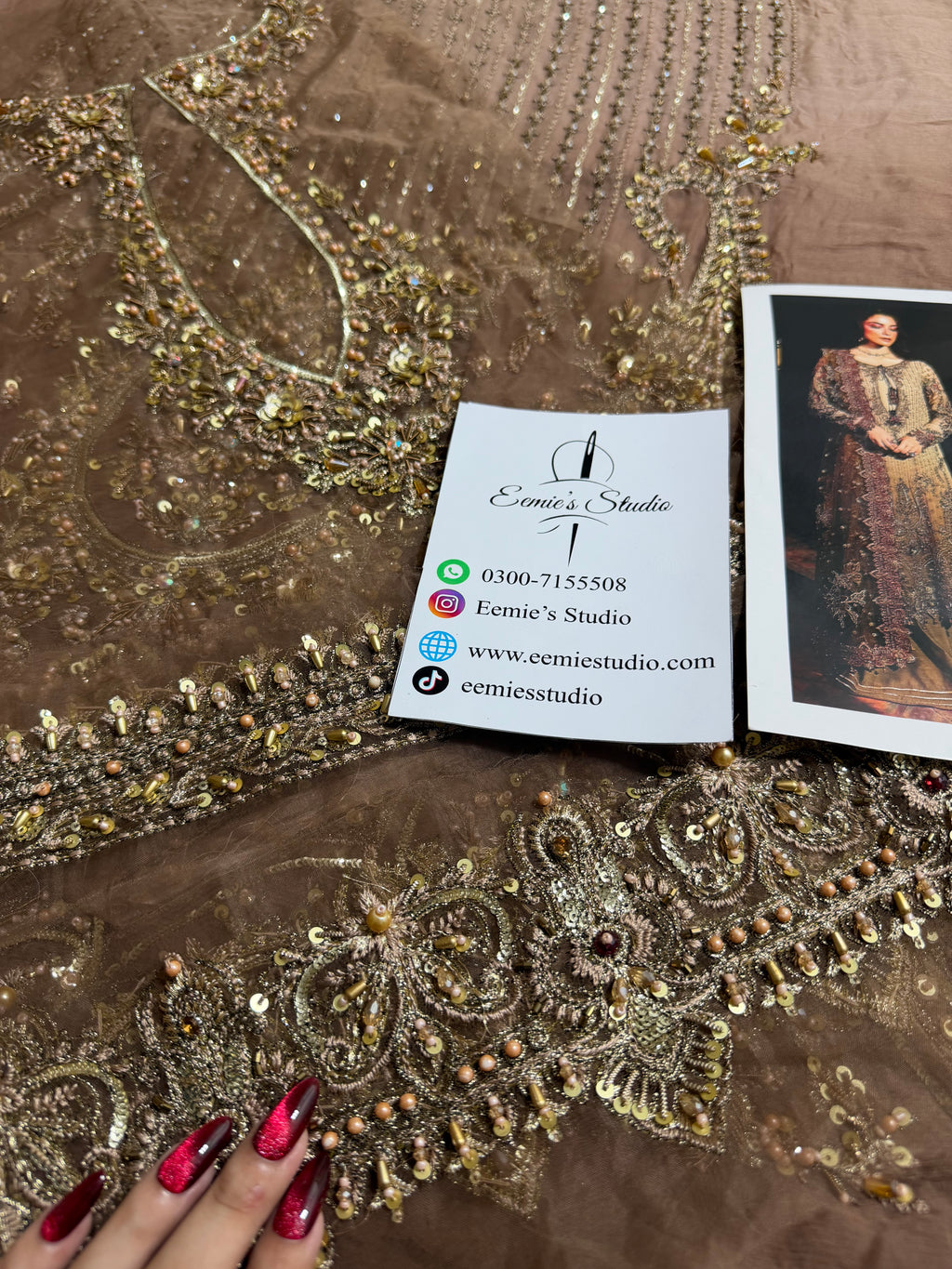 Charizma Dastan-e-Jashan mocha brown embroidered outfit maya ali