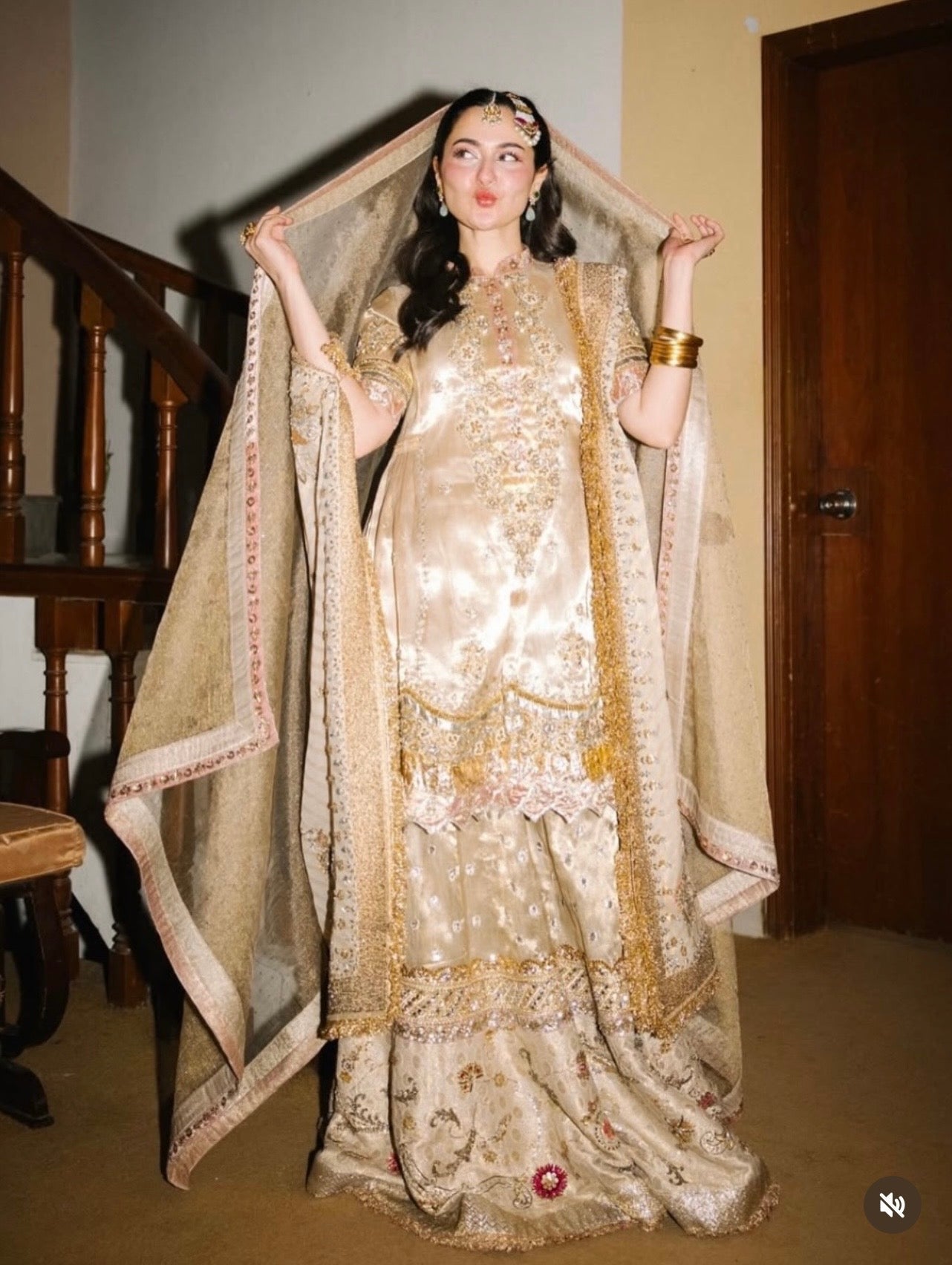 Faiza Samee - Hania Aamir - Eemie's Studio