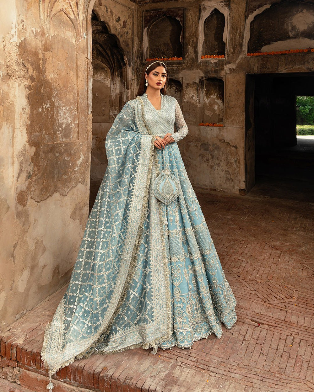 Faiza Saqlain - Hana - Eemie's Studio