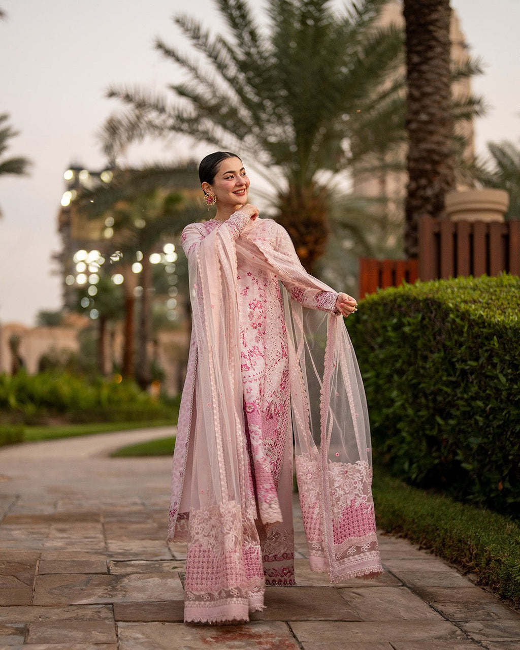 Faiza Saqlain - Lamija - Eemie's Studio