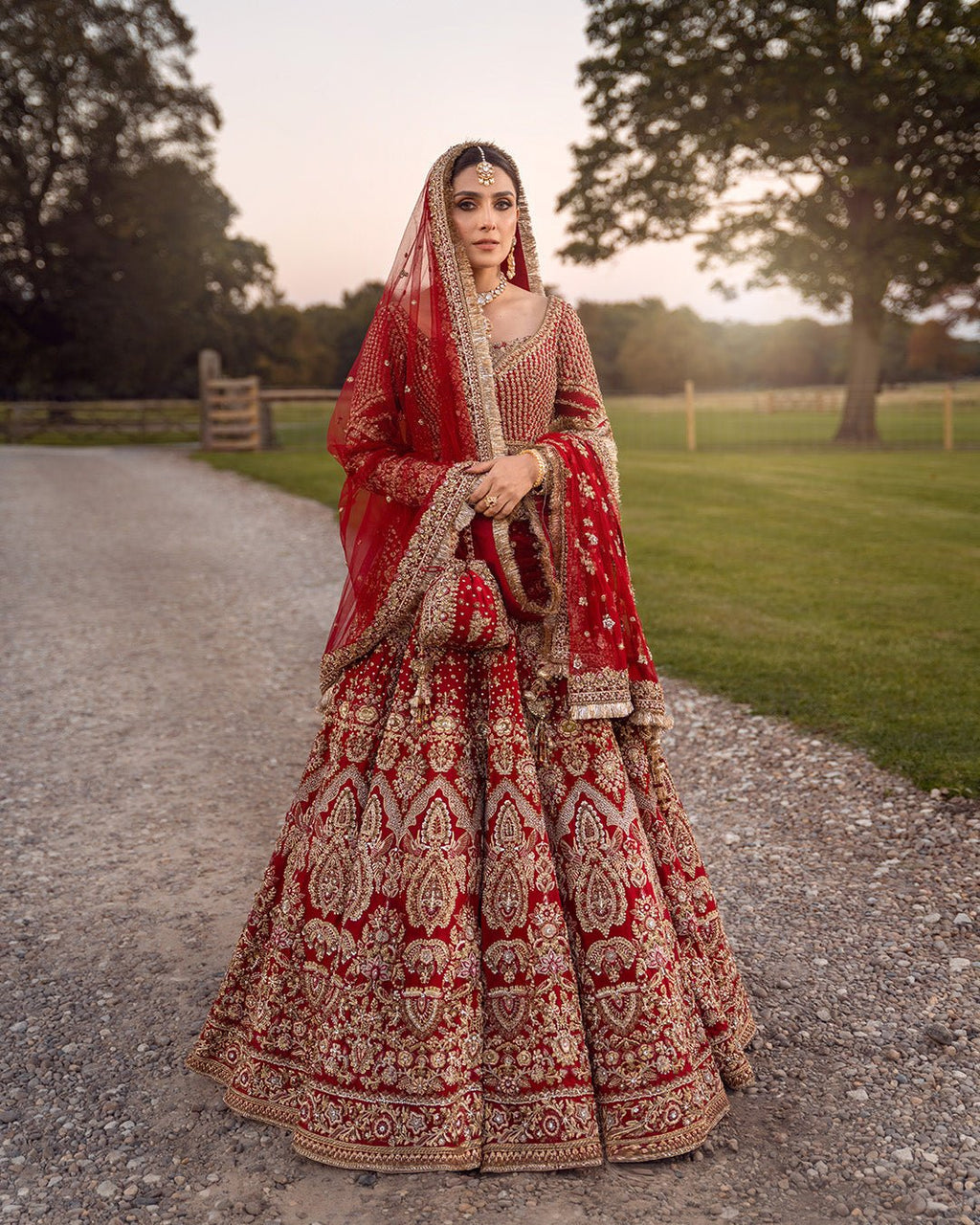 Faiza Saqlain - Raeni - Eemie's Studio