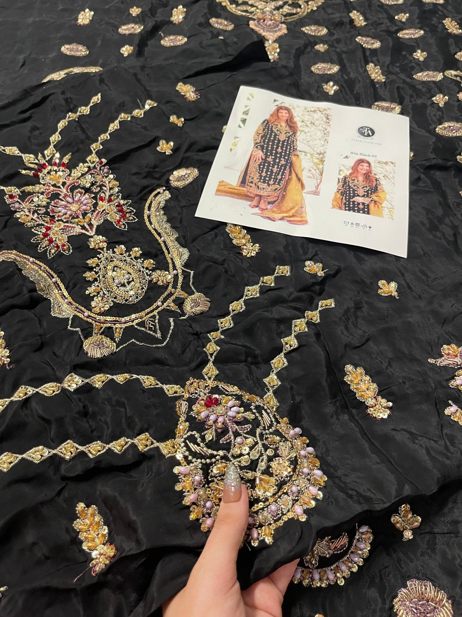 Farah Talib Aziz - Bita Black ensemble - Eemie's Studio