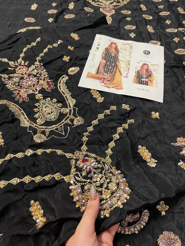 Farah Talib Aziz - Bita Black ensemble - Eemie's Studio