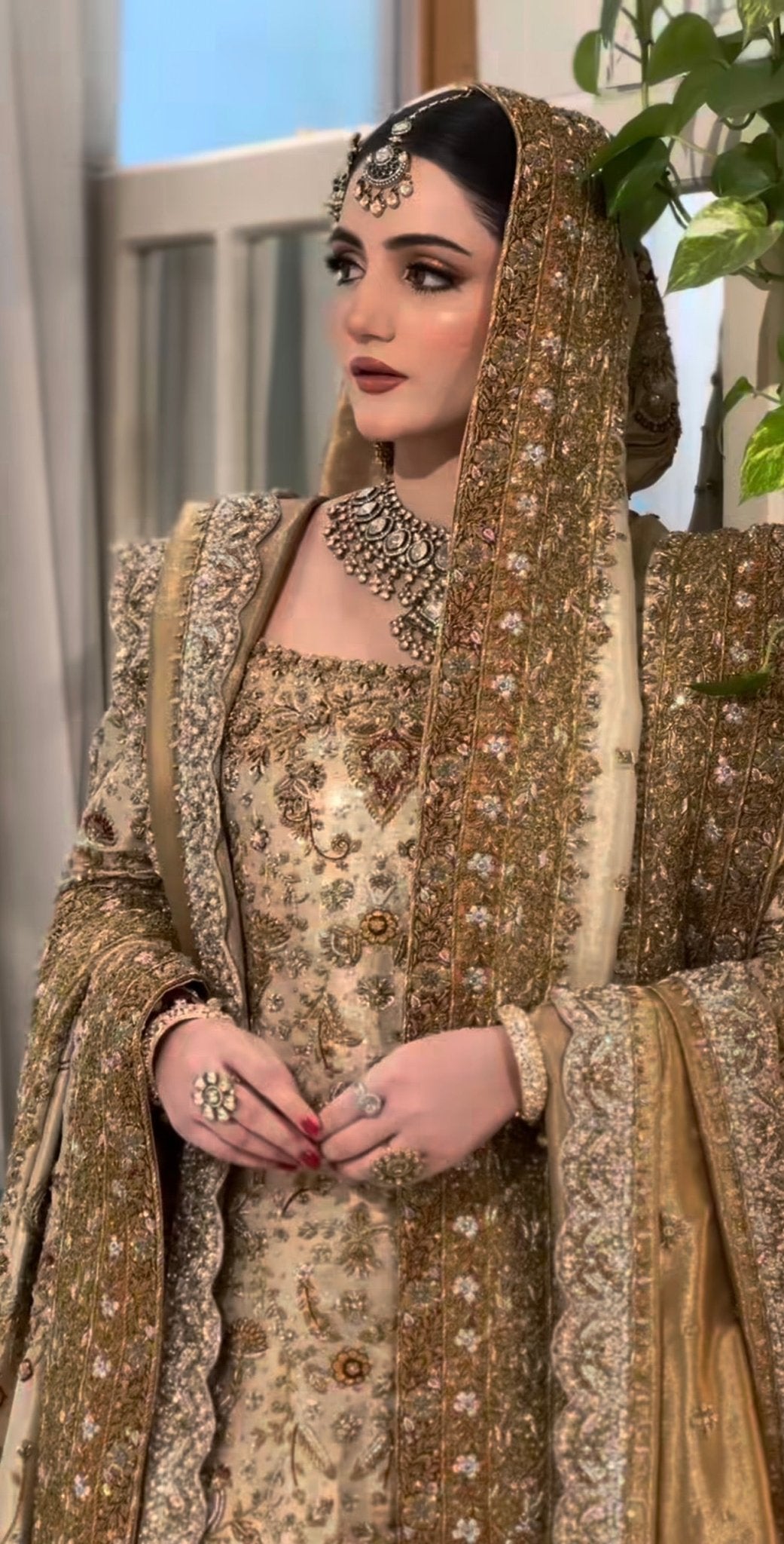 Haris Shakeel – Maharani (Ivory Gold) - Eemie's Studio