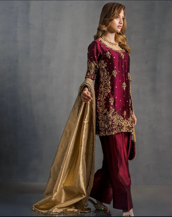 House Of Sehrish Nadeem - Maroon ensemble - Eemie's Studio