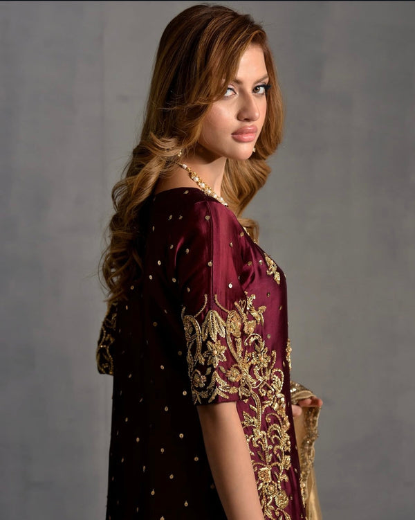 House Of Sehrish Nadeem - Maroon ensemble - Eemie's Studio