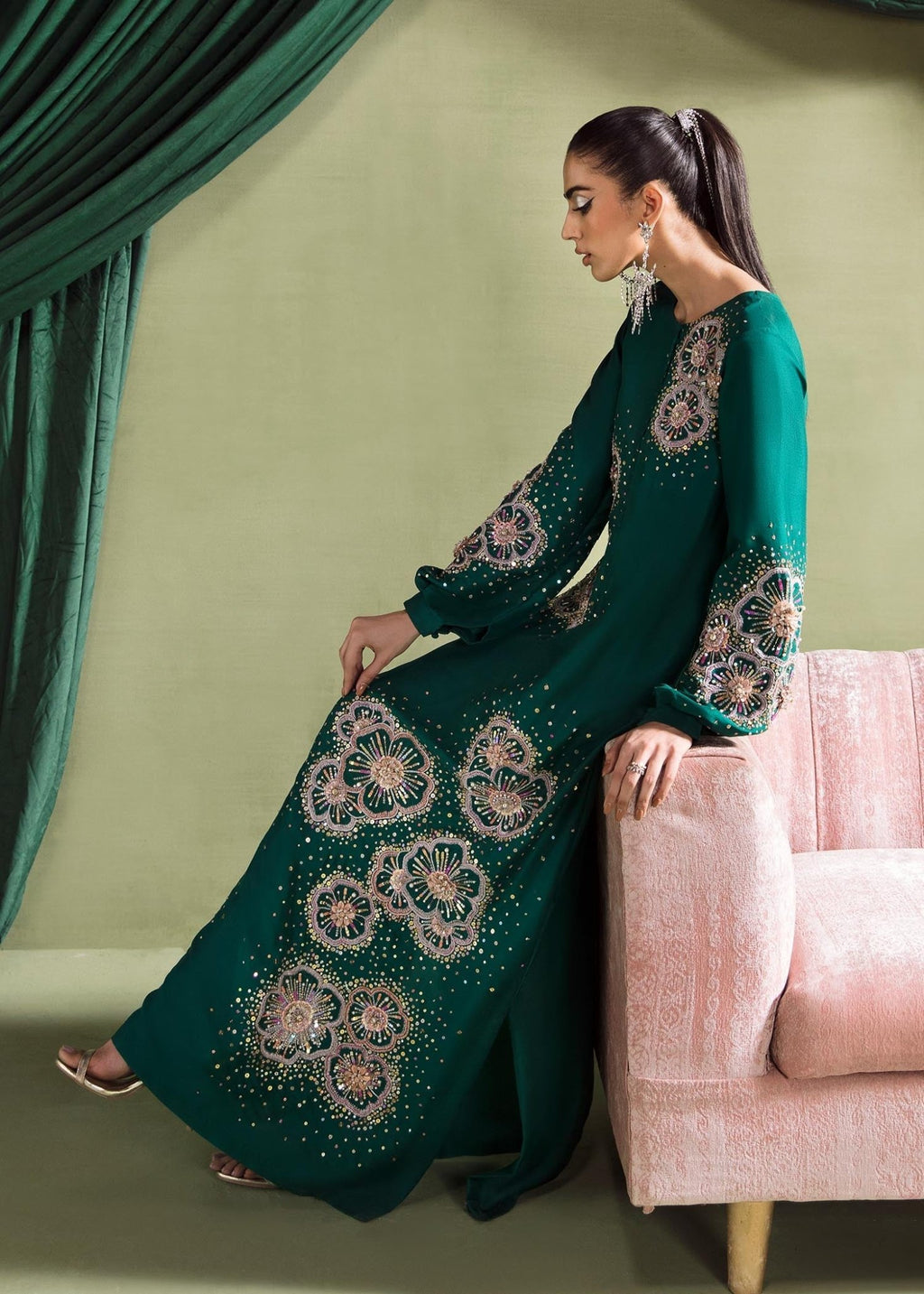 Kanwal Malik - Olivia - Eemie's Studio