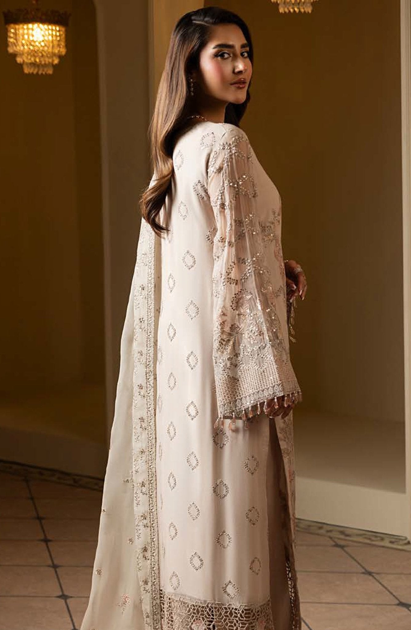 Lavish Premium - Aashnai Secondary image