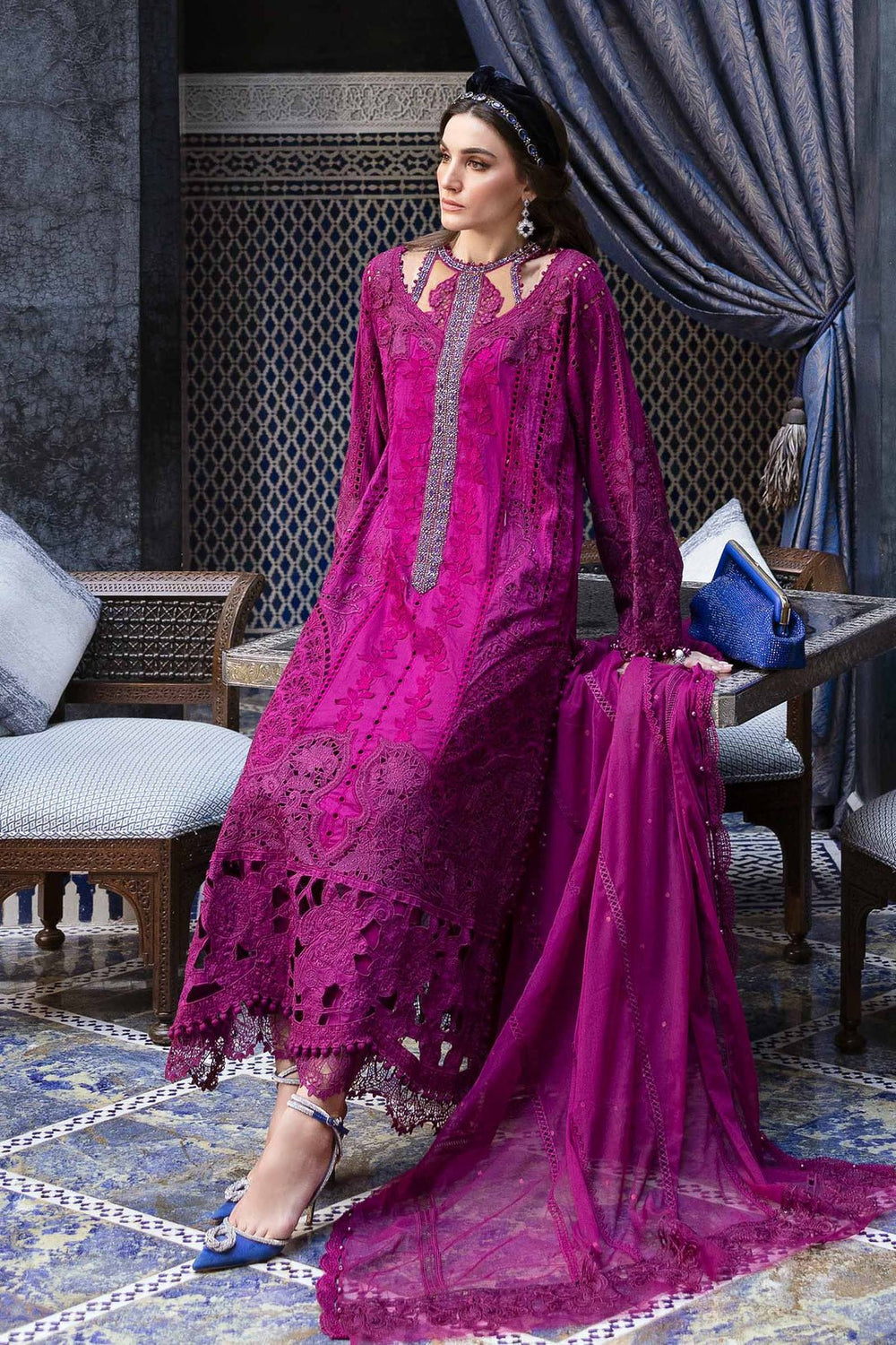 Maria.B Luxury Lawn D-2502-B - Eemie's Studio