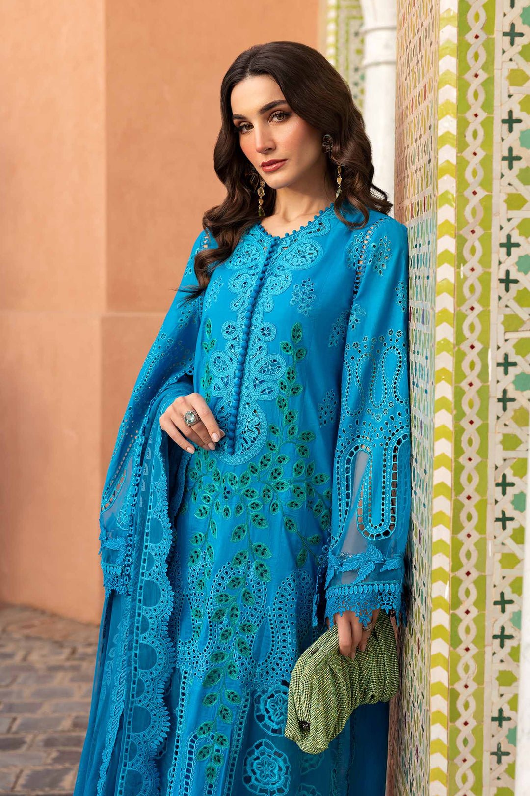 Maria.B Luxury Lawn D-2503-B - Eemie's Studio