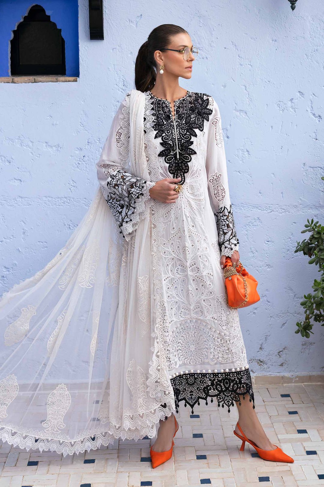 Maria.B Luxury Lawn D-2505-A - Eemie's Studio