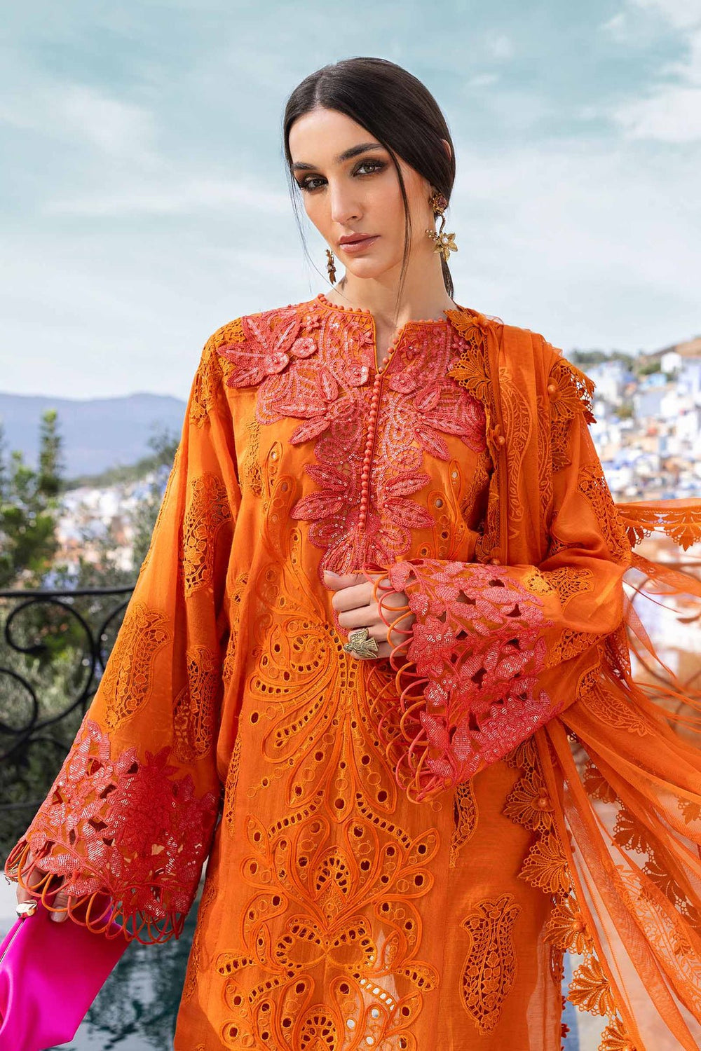 Maria.B Luxury Lawn D-2505-B - Eemie's Studio
