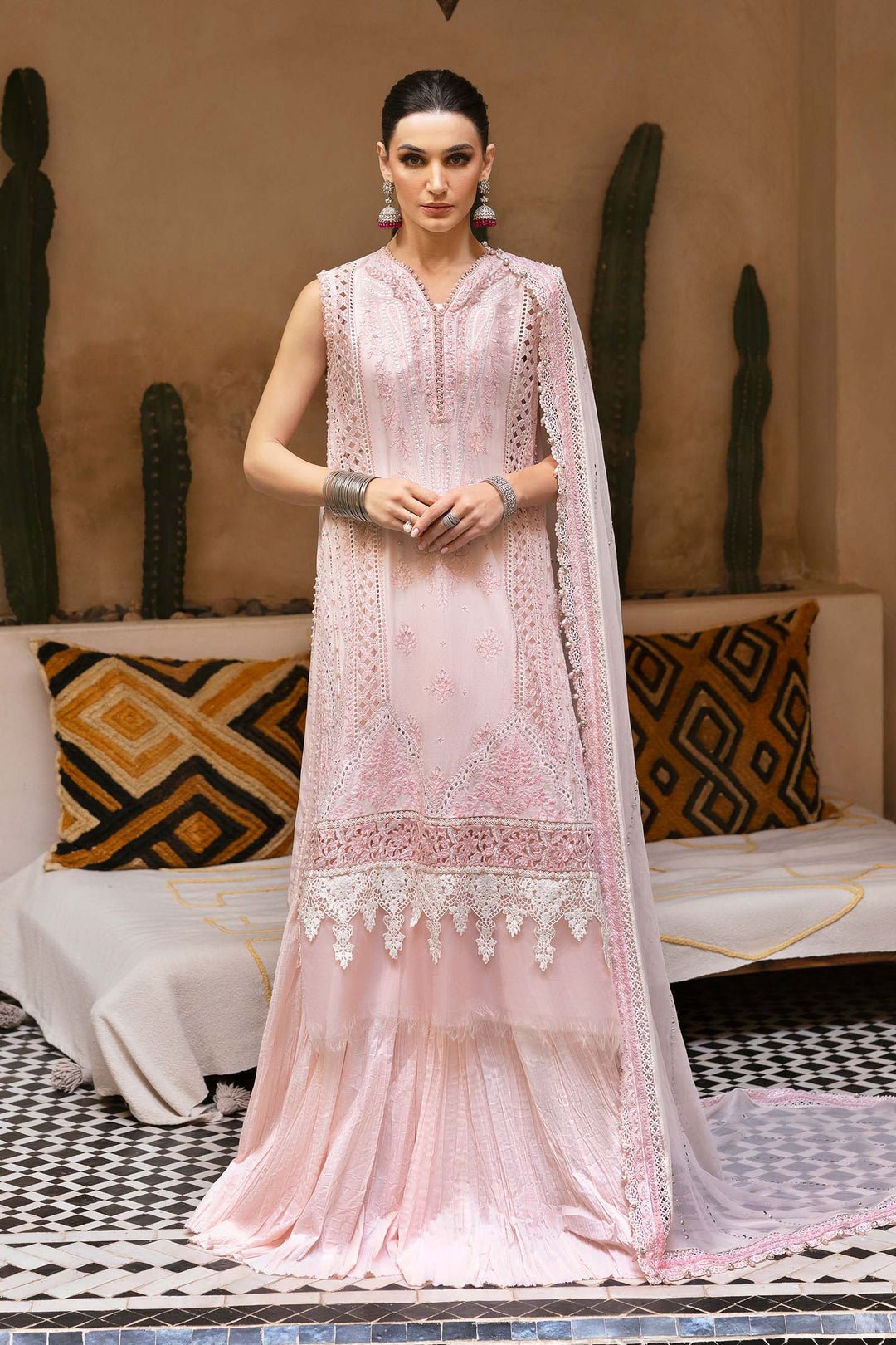 Maria.B Luxury Lawn D-2511-A - Eemie's Studio