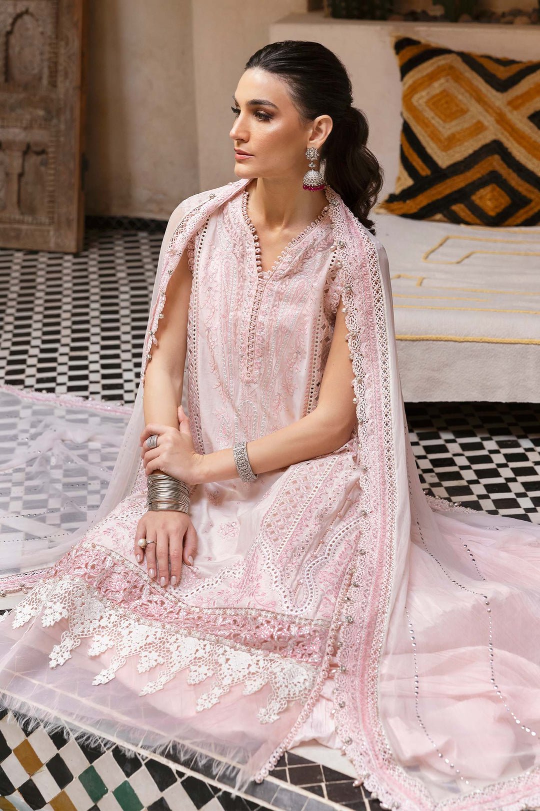 Maria.B Luxury Lawn D-2511-A - Eemie's Studio