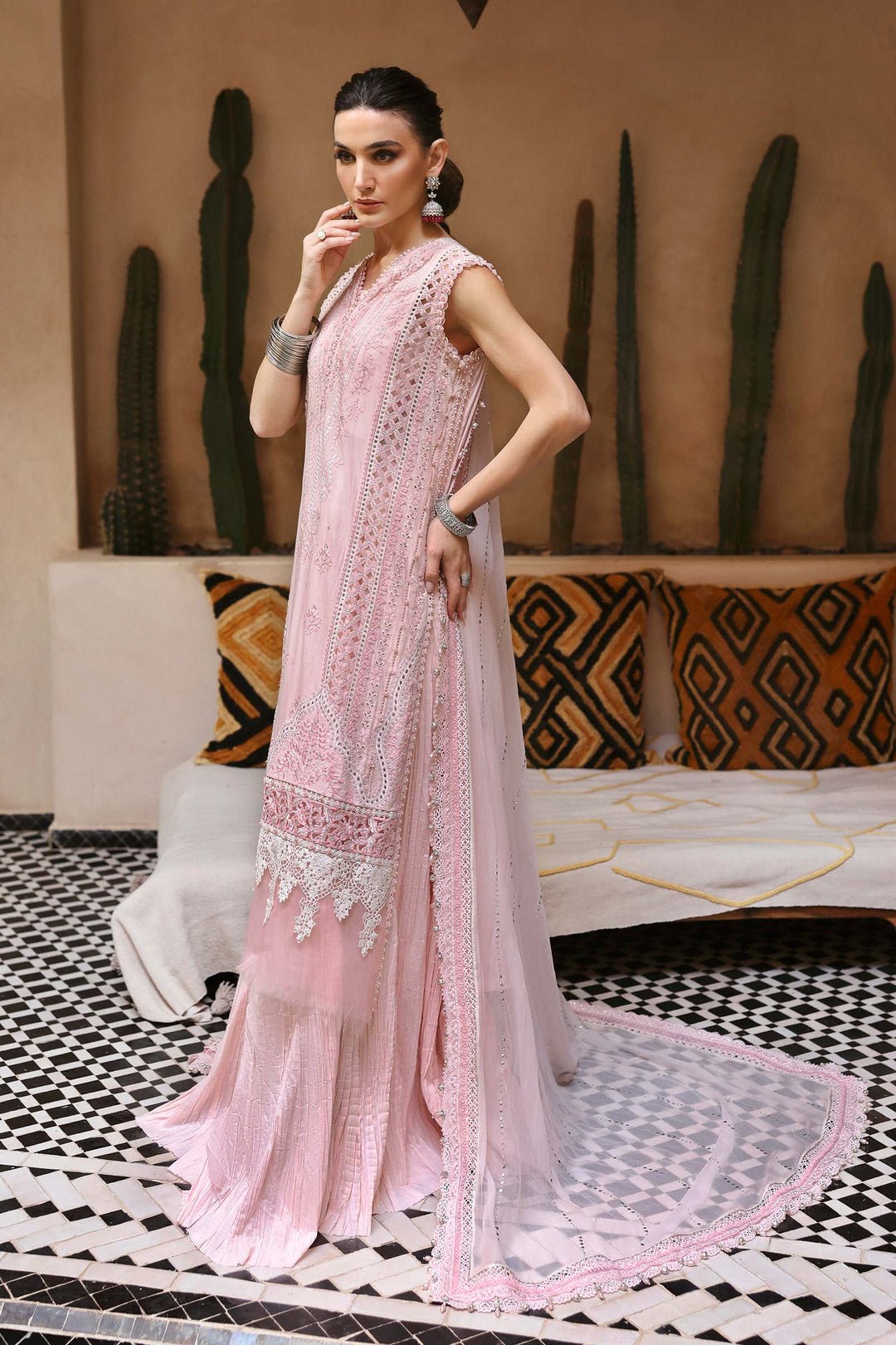 Maria.B Luxury Lawn D-2511-A - Eemie's Studio