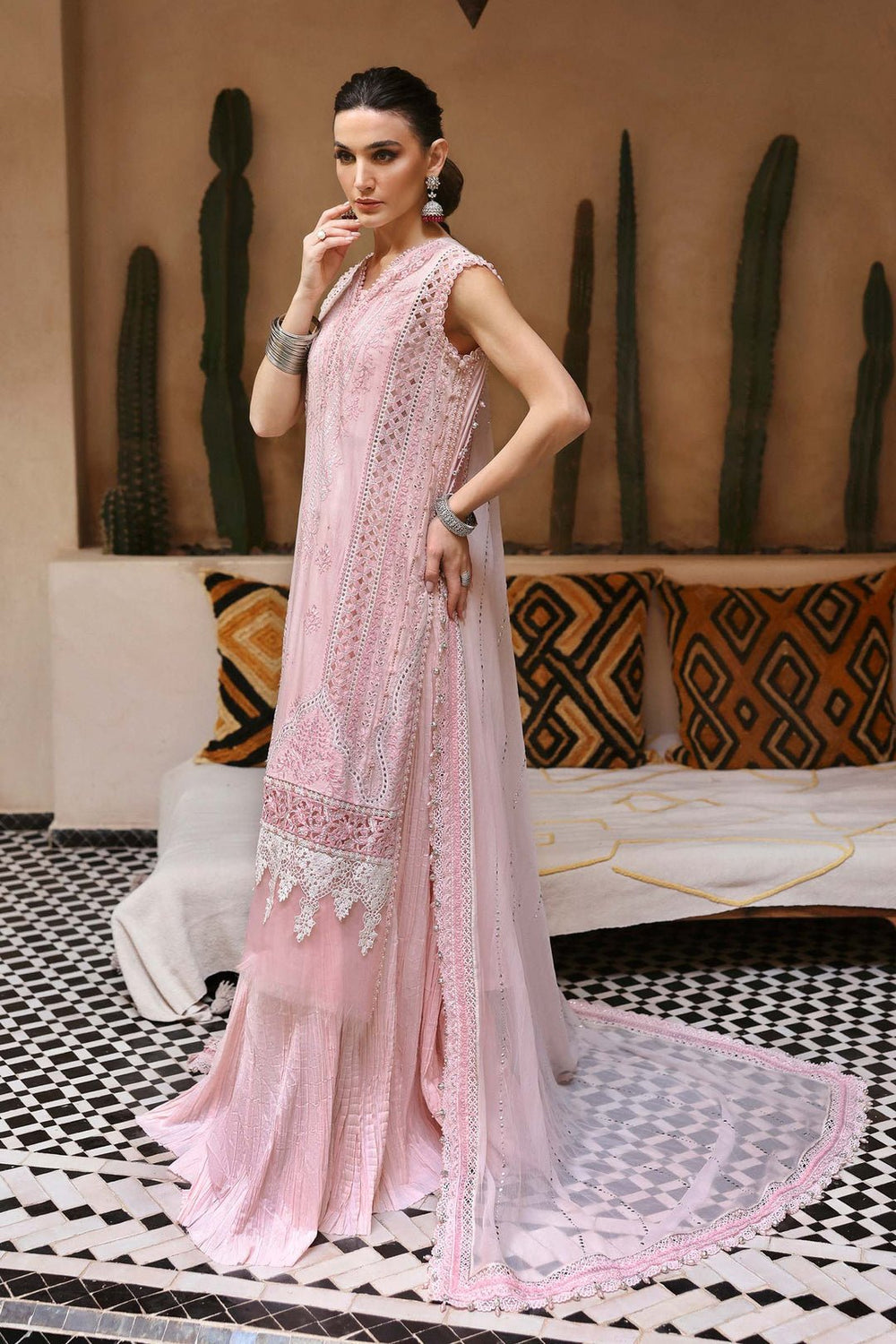 Maria.B Luxury Lawn D-2511-A - Eemie's Studio
