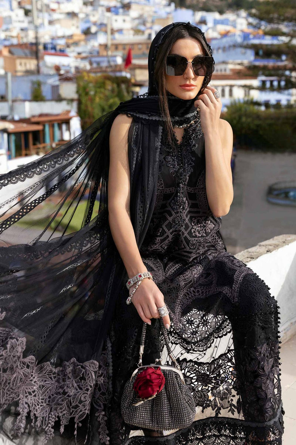 Maria.B Luxury Lawn D-2512-B - Eemie's Studio