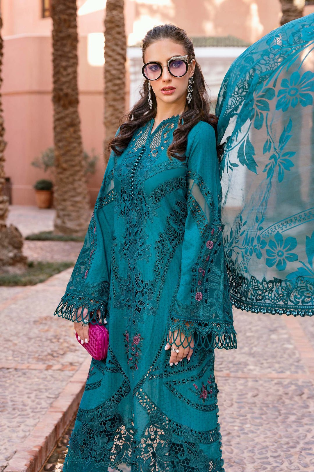 Maria.B Luxury Lawn D-2513-B - Eemie's Studio