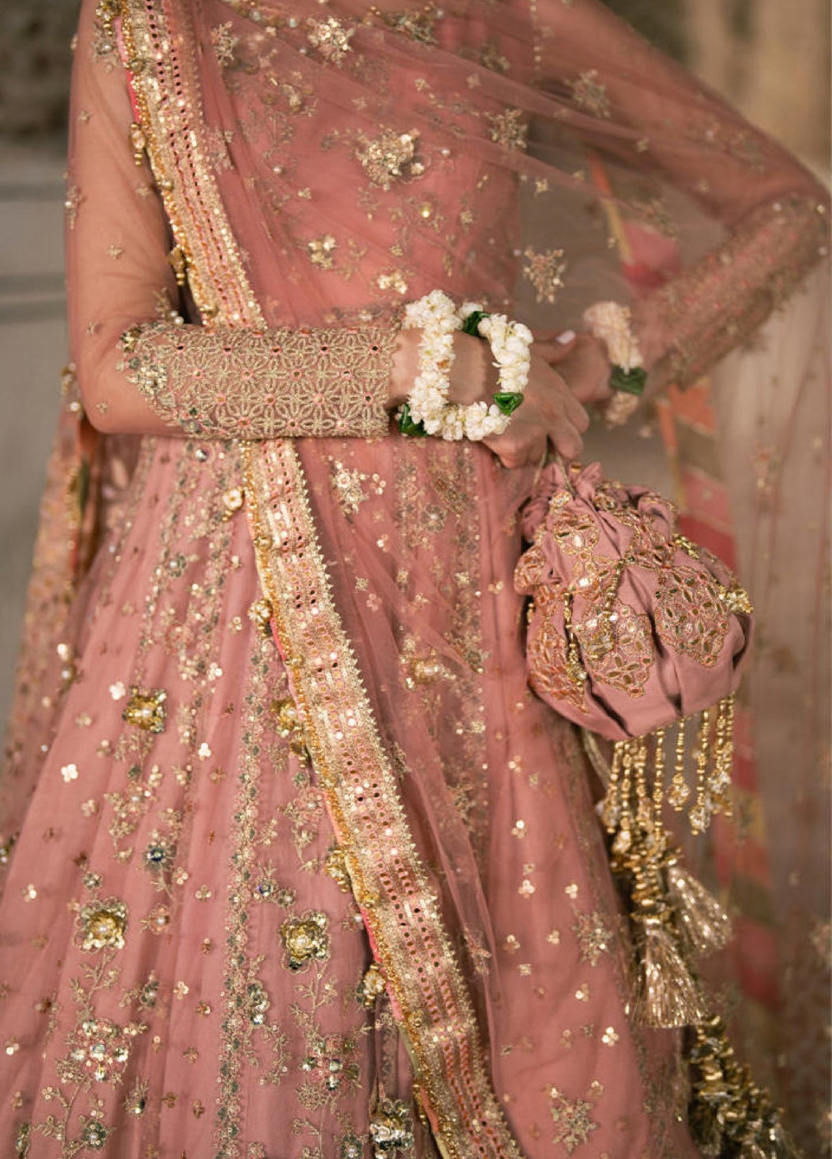 Mohsin Naveed Ranjha (MNR) - Khushboo - Eemie's Studio