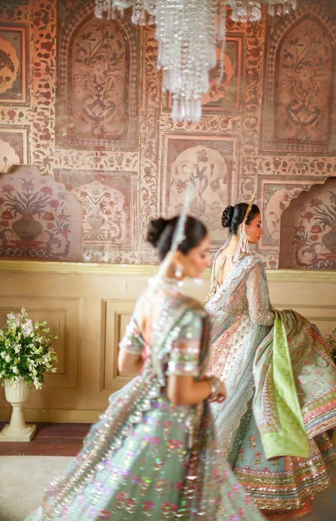 Nomi Ansari - Maryam Nawaz Pastel outfit - Eemie's Studio