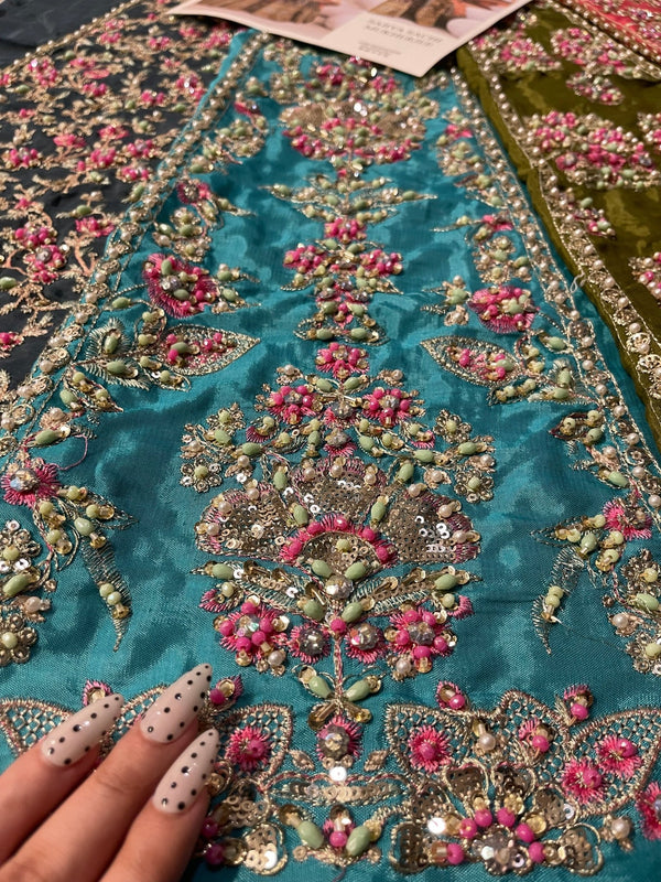 Sabyasachi Mukherjee - Multi with 18 panels - Eemie's Studio