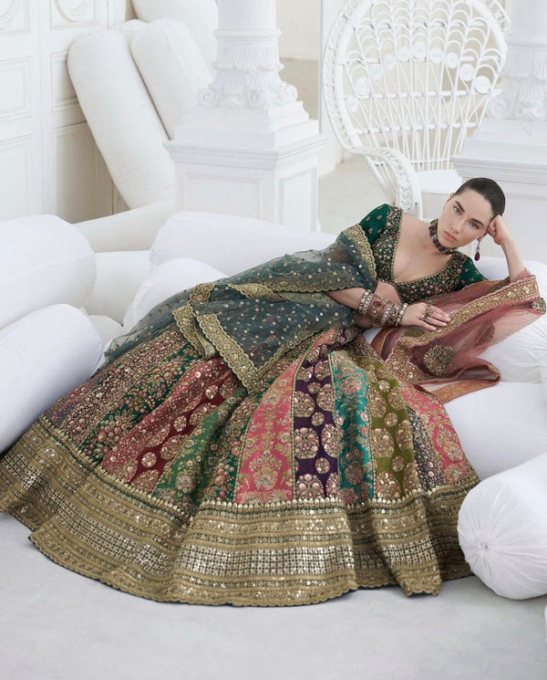 Sabyasachi Mukherjee - Multi with 18 panels - Eemie's Studio