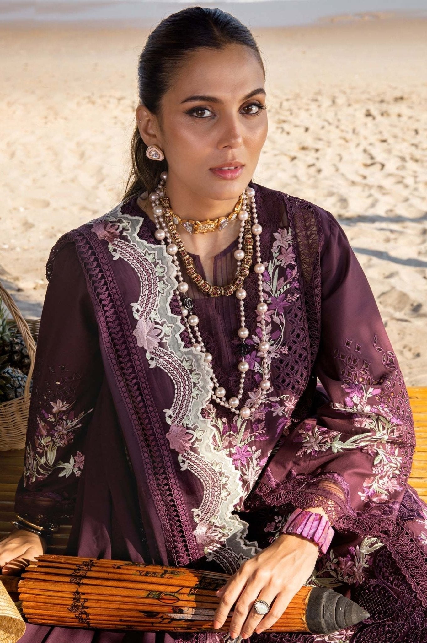 Saira Shakira Dahlia - B - Eemie's Studio