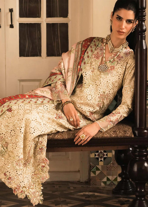 Saira Shakira - Gilded - Eemie's Studio