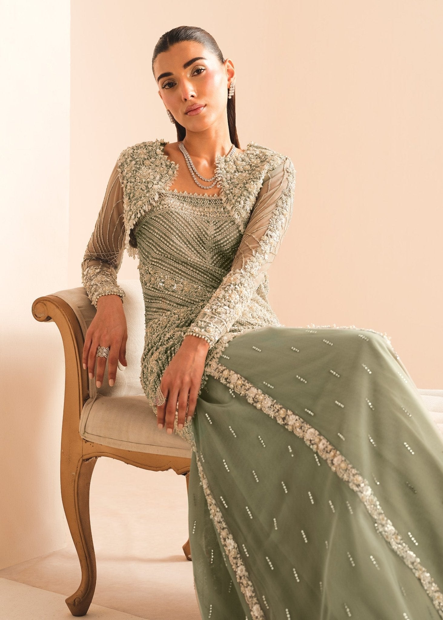Saira Shakira - Gleam - Eemie's Studio